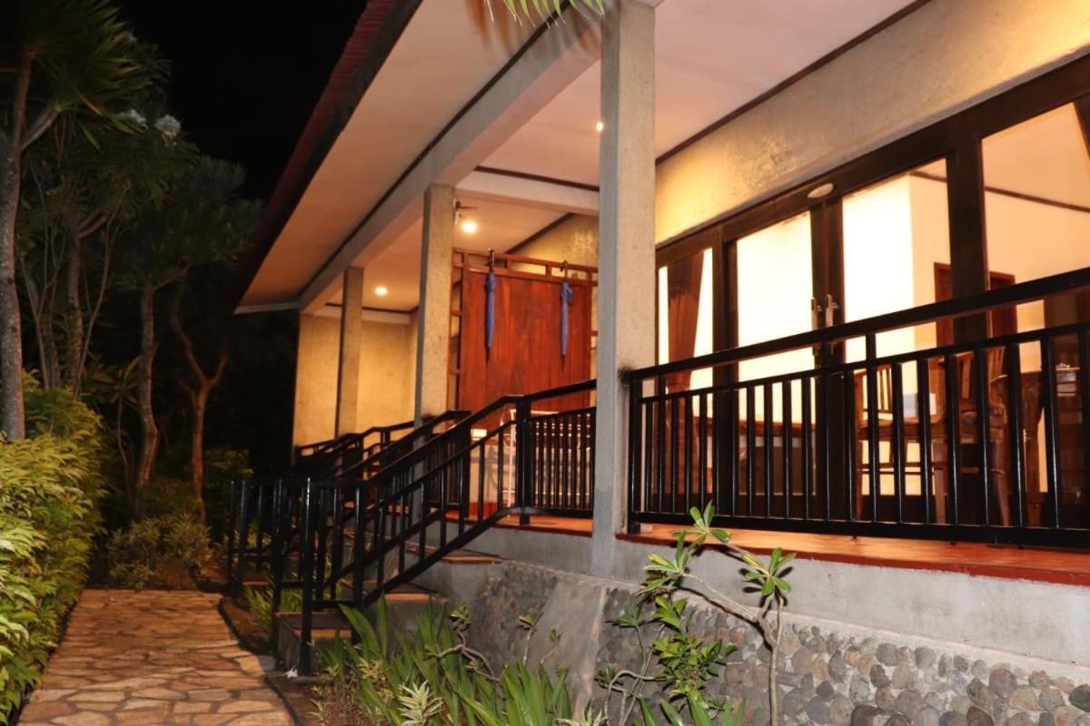 Kebun Rohani Cottages Senggigi Exterior foto